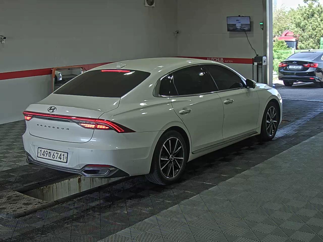 Hyundai Grandeur 2021 - Image 4