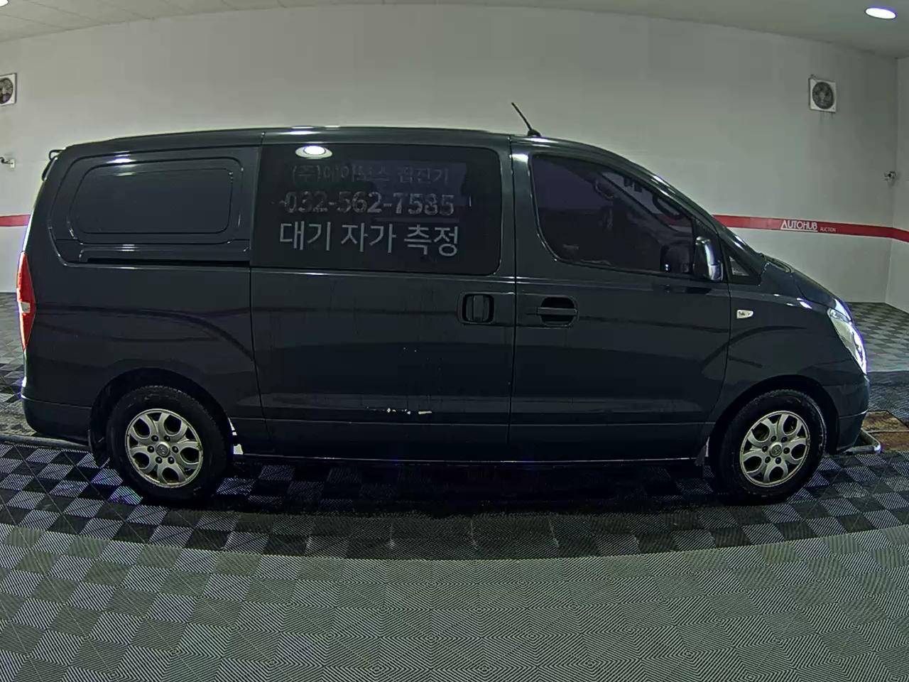 Hyundai Grand Starex 2015 - Image 3