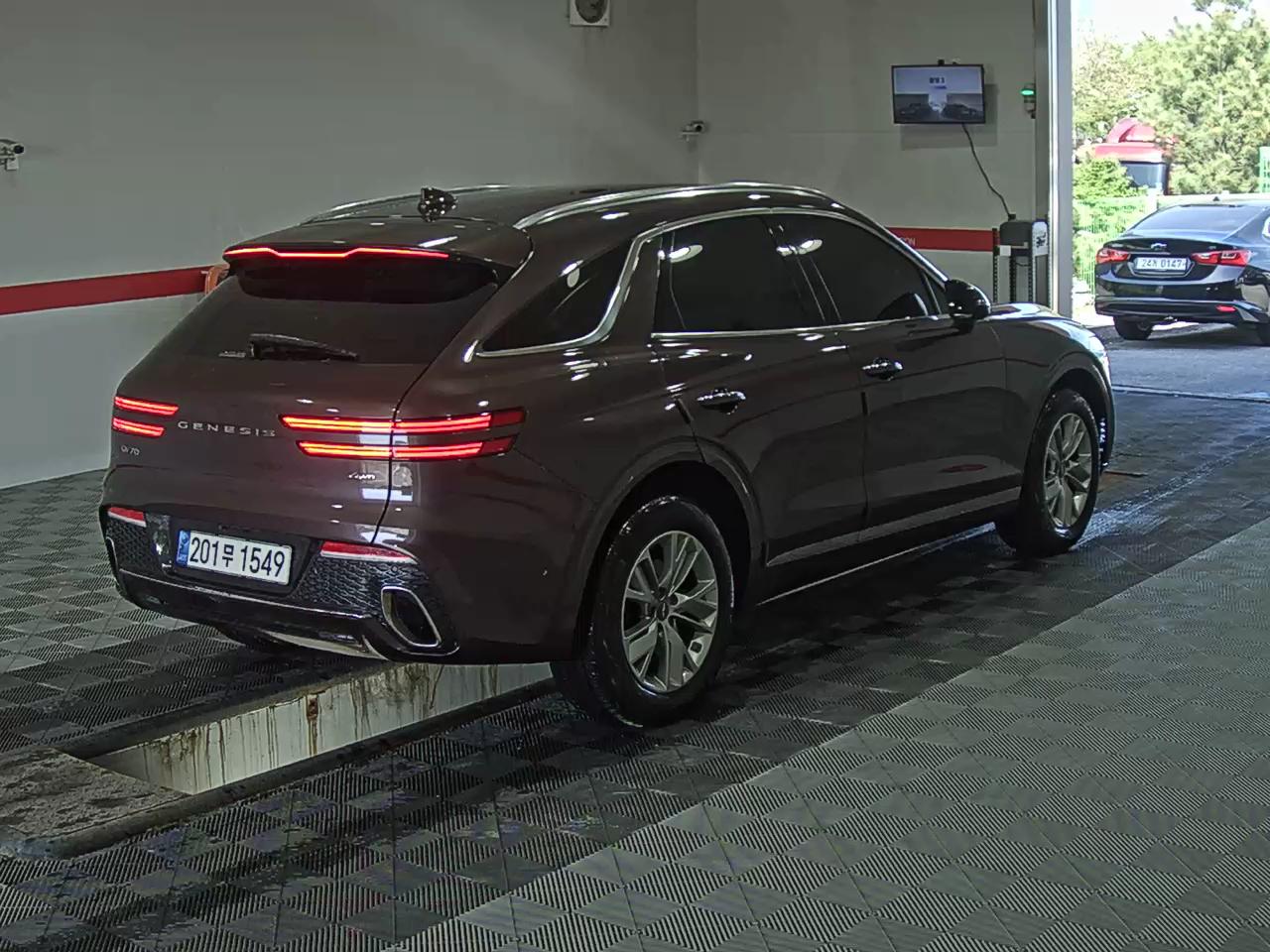 جينيسيس GV70 2022 - صورة 4