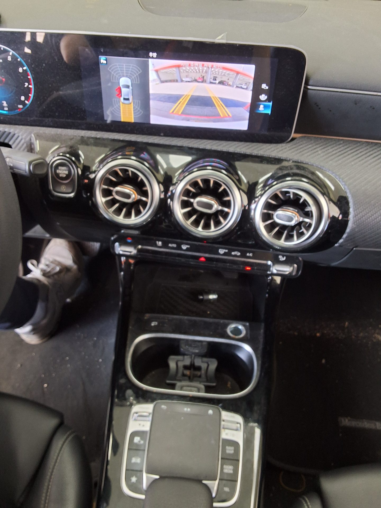 مرسيدس بنز إيه كلاس 2020 - صورة 10