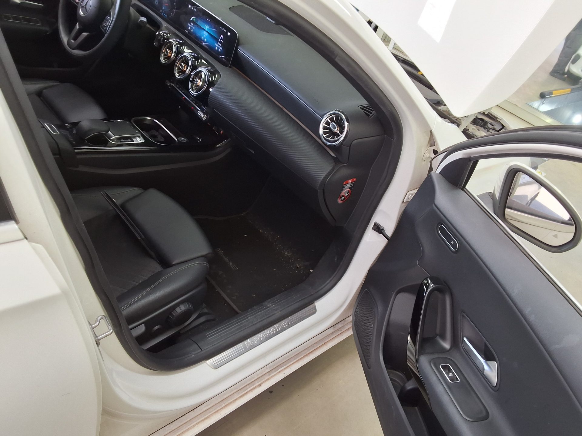 مرسيدس بنز إيه كلاس 2020 - صورة 13