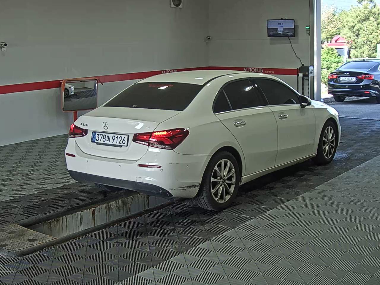 مرسيدس بنز إيه كلاس 2020 - صورة 4