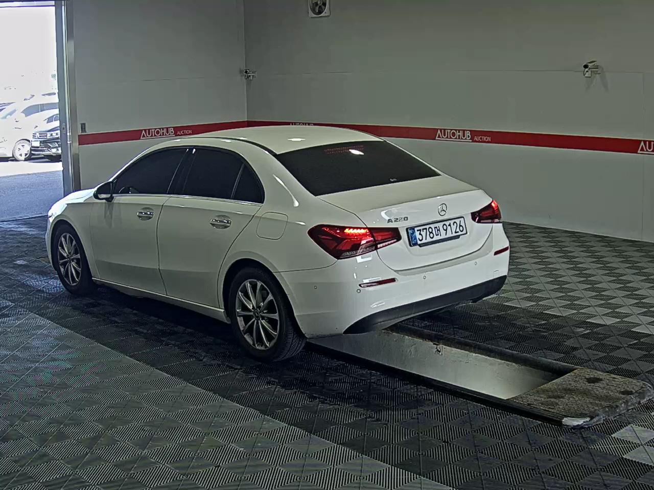 مرسيدس بنز إيه كلاس 2020 - صورة 5