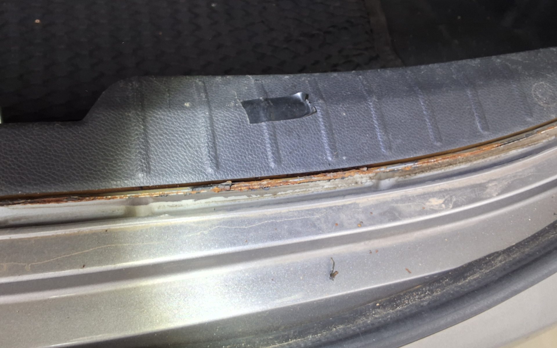 Hyundai Grandeur 2011 - Image 20