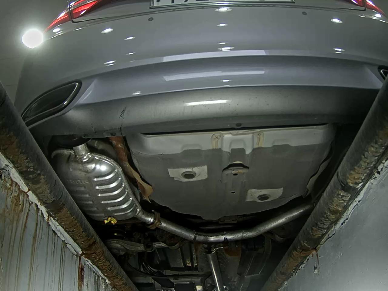 Hyundai Grandeur 2011 - Image 7