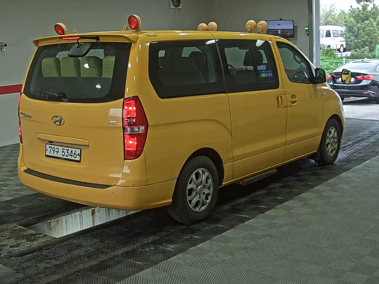 현대자동차 그랜드 스타렉스 2015 - 이미지 4