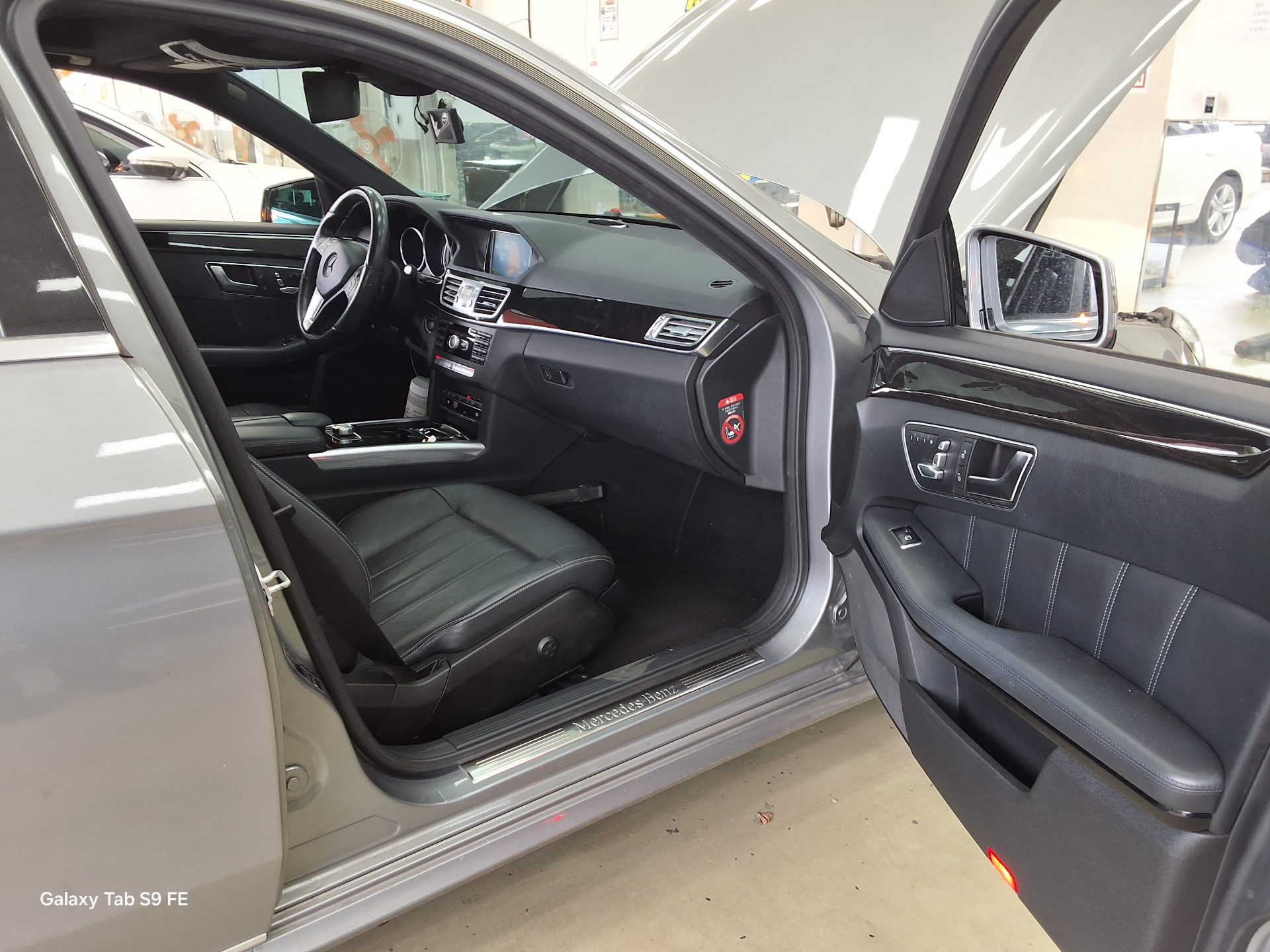 مرسيدس بنز إي كلاس 2015 - صورة 13