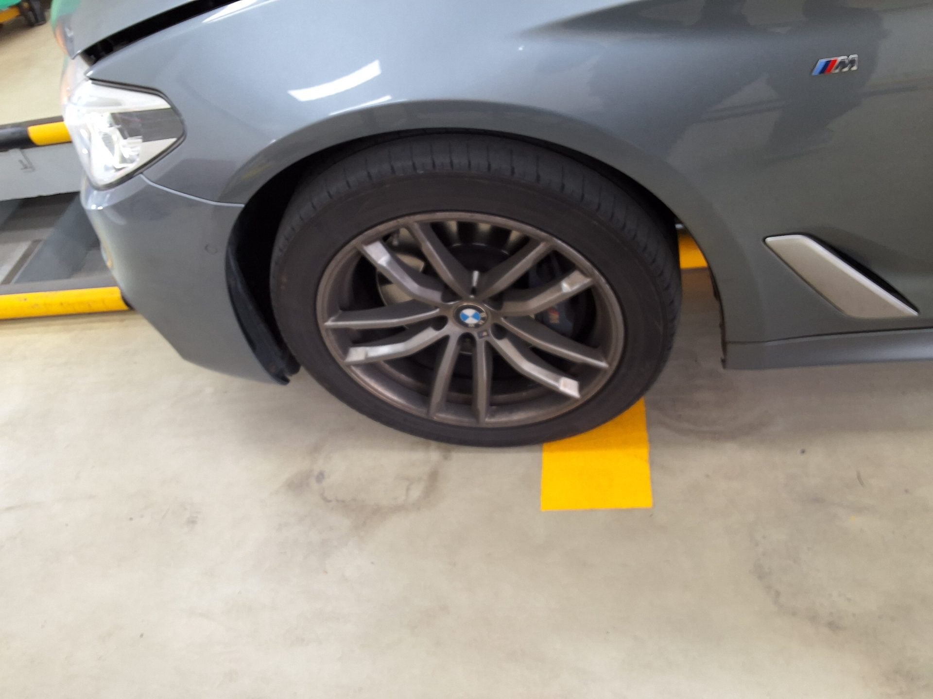 BMW 5 시리즈 2018 - 이미지 20