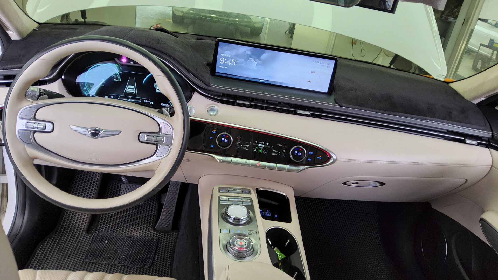 Genesis GV70 2021 - Image 10