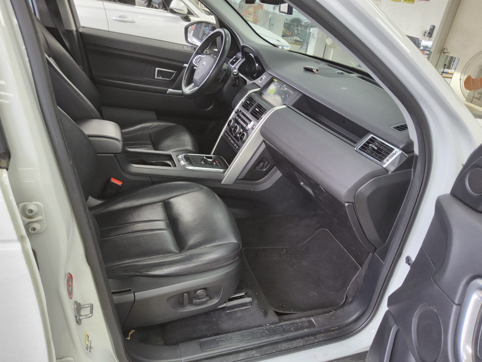 LAND-ROVER 디스커버리 2019 - 이미지 13