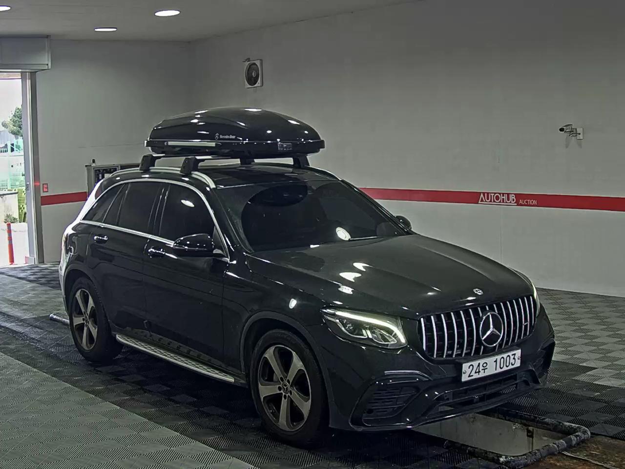 مرسيدس بنز GLC 2018 - صورة 2