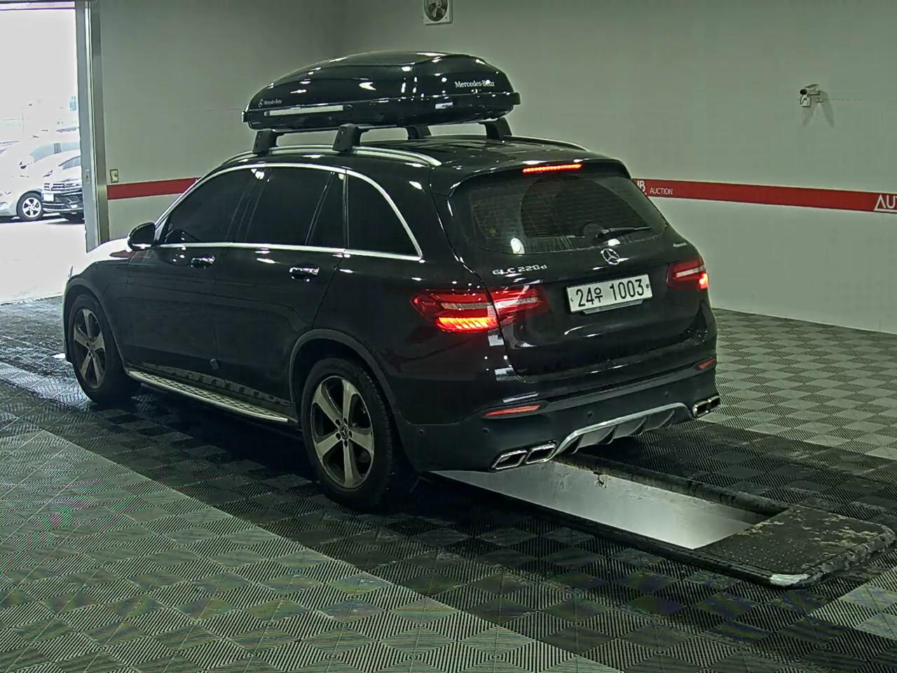 مرسيدس بنز GLC 2018 - صورة 5