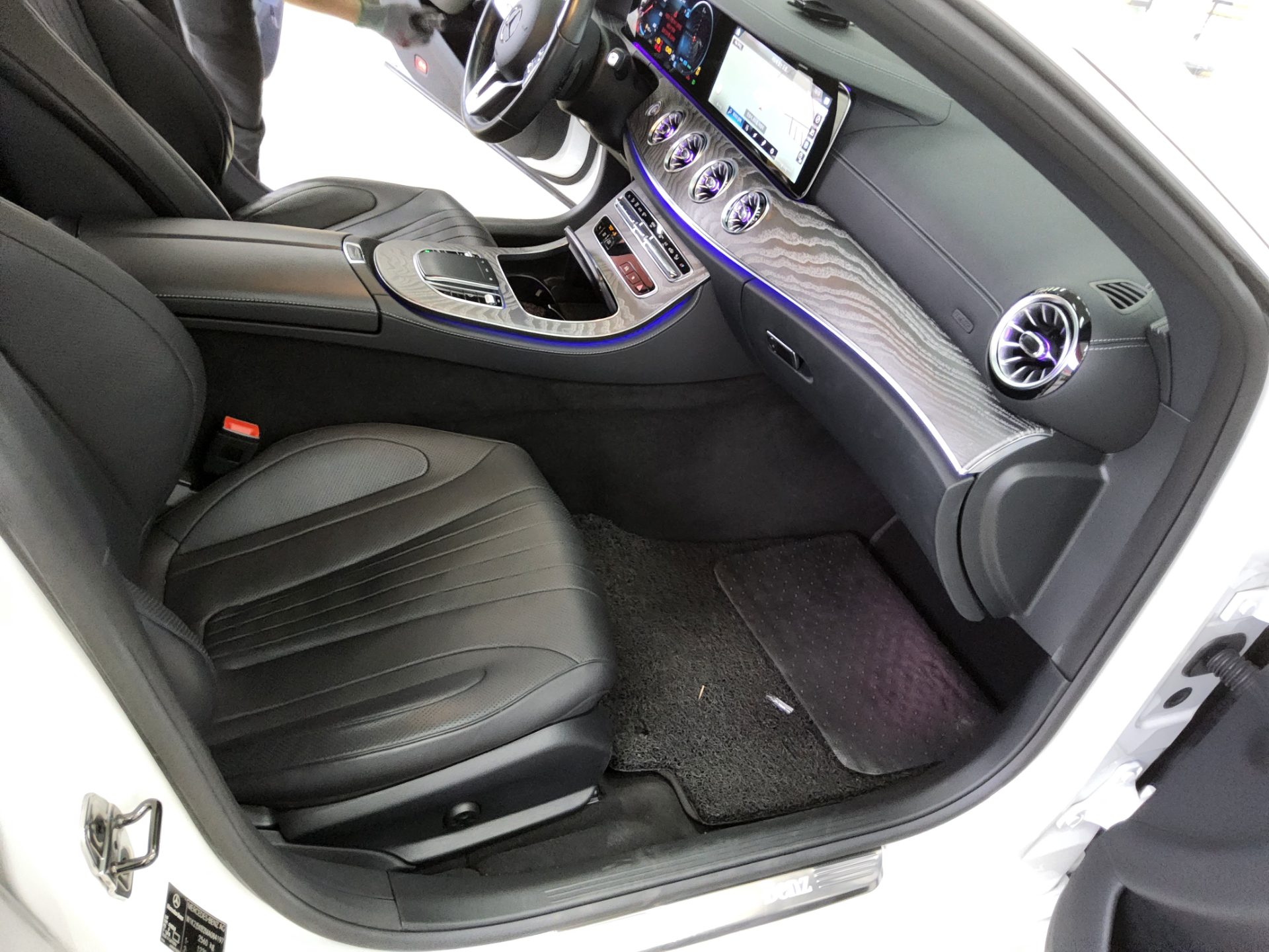 메르세데스-벤츠 CLS 2021 - 이미지 13