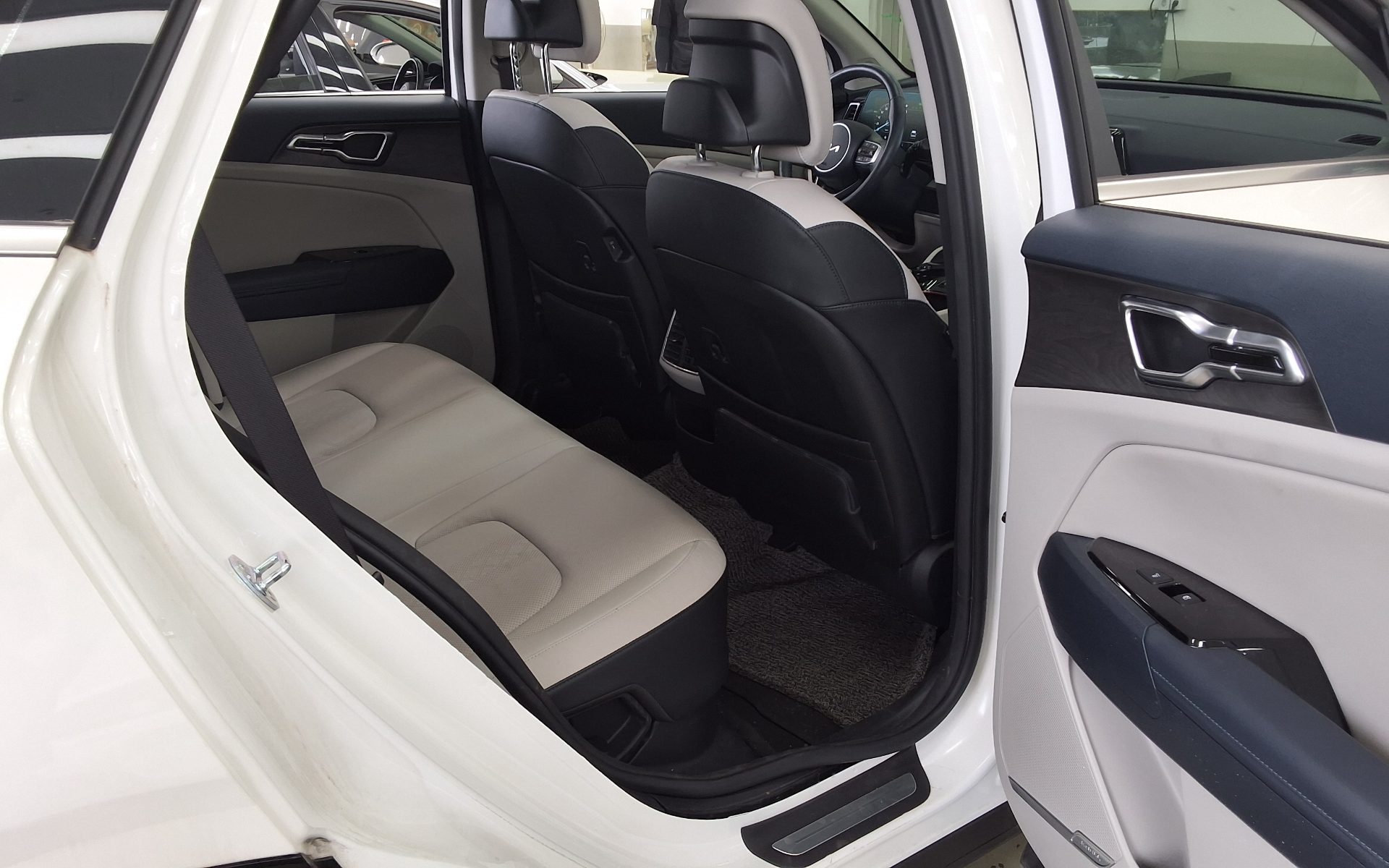 기아자동차 기타 2023 - 이미지 12