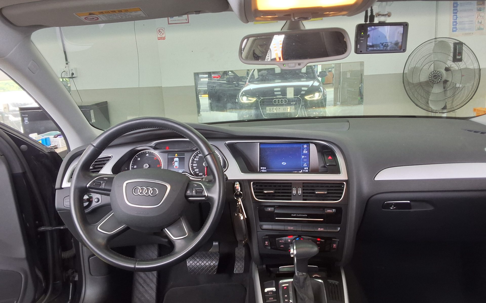 أودي A4 2015 - صورة 10