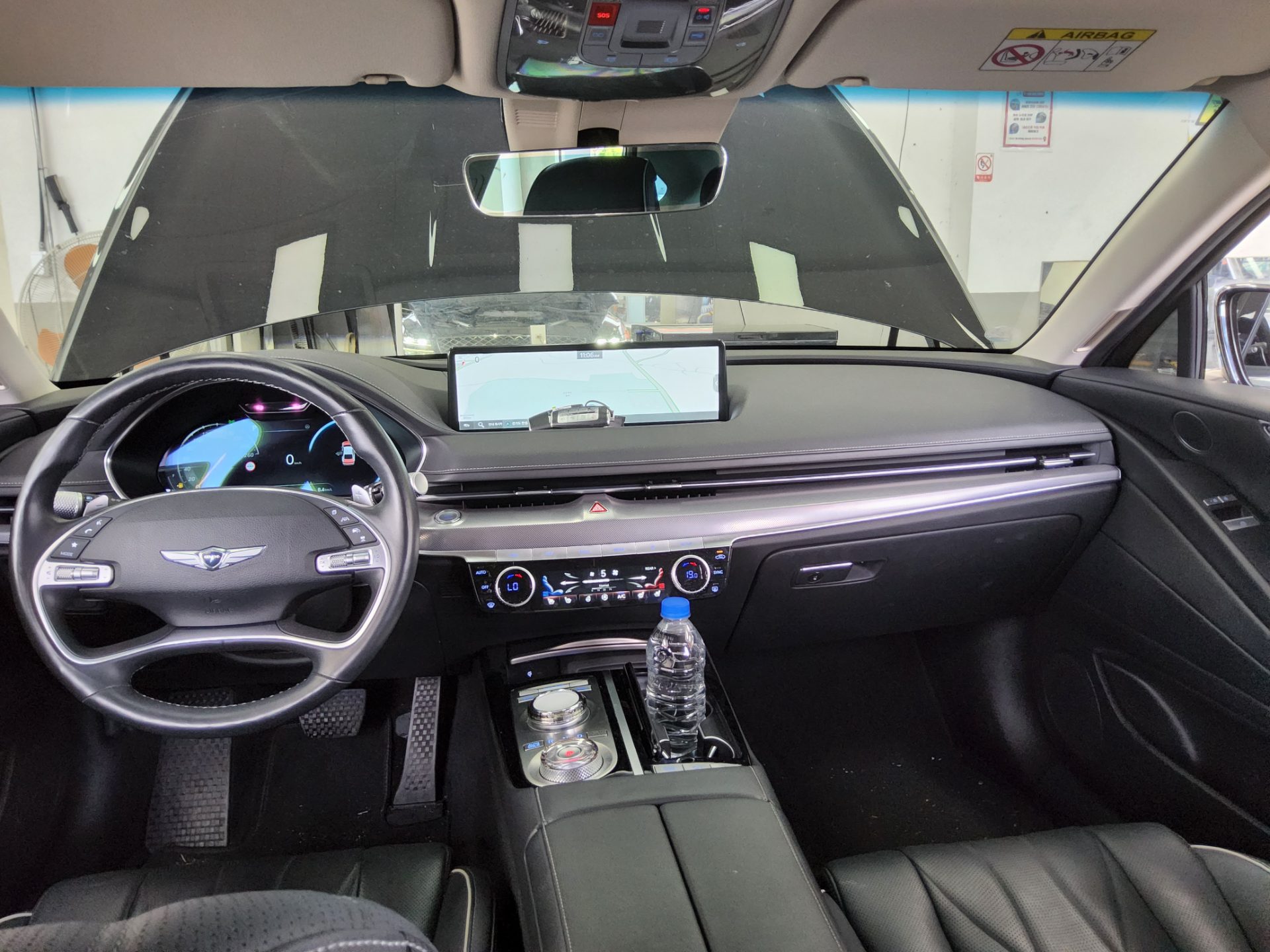 Hyundai Genesis 2023 - Image 10