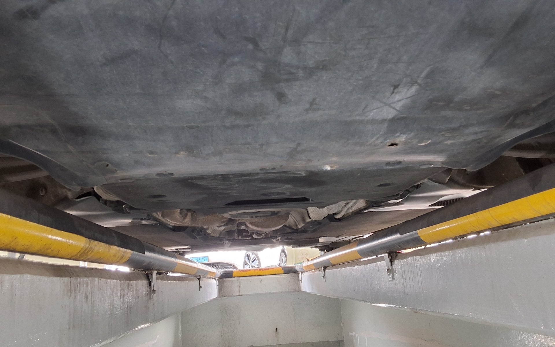 أودي A4 2015 - صورة 20