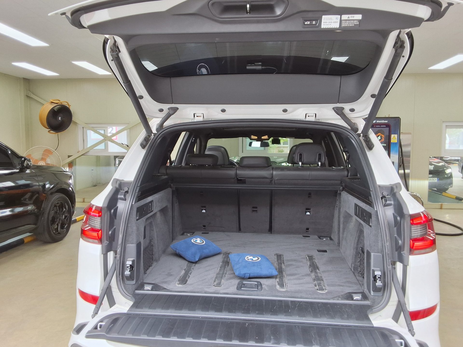 بي إم دبليو X5 2023 - صورة 14