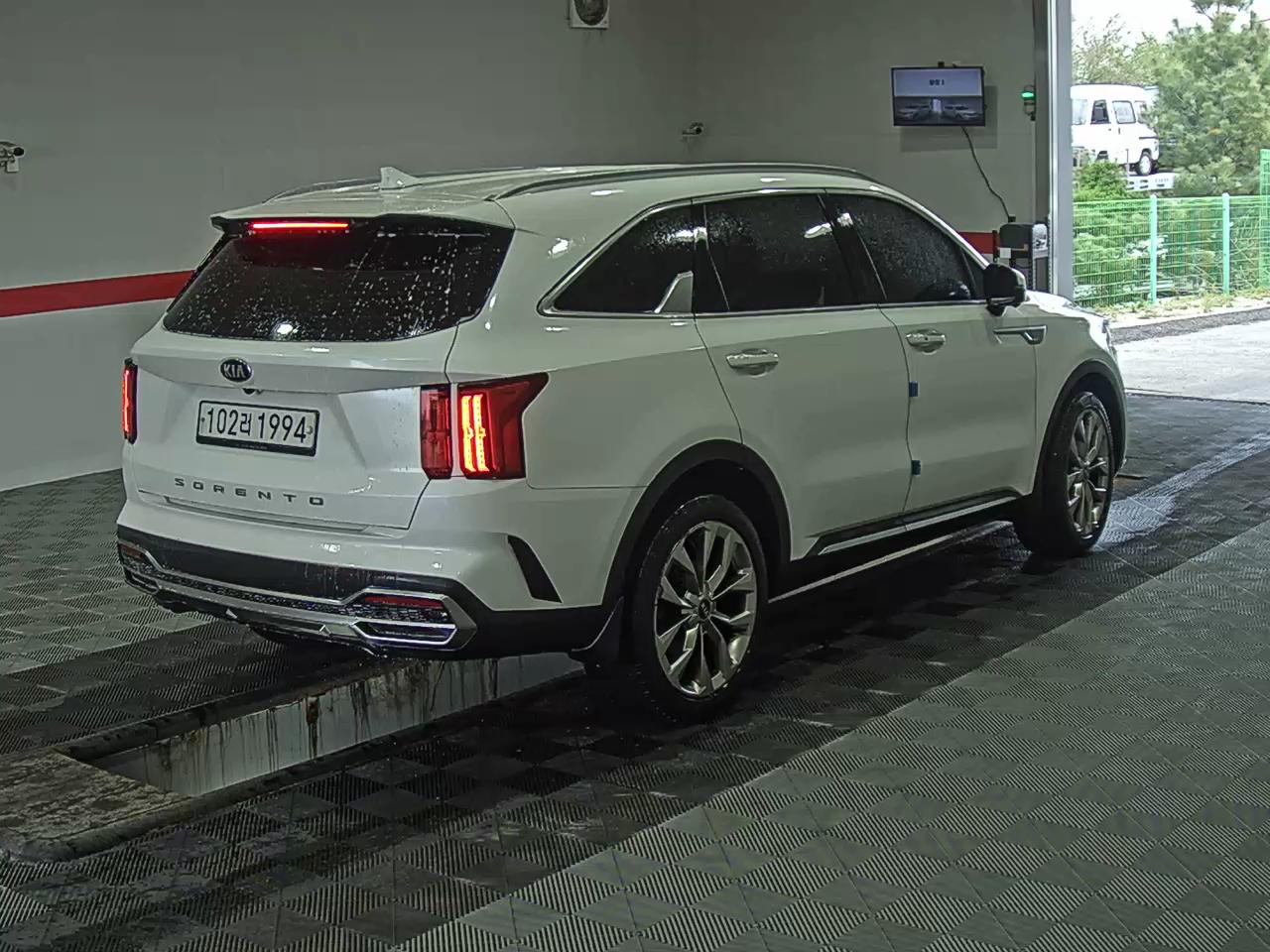 كيا أخرى 2021 - صورة 4