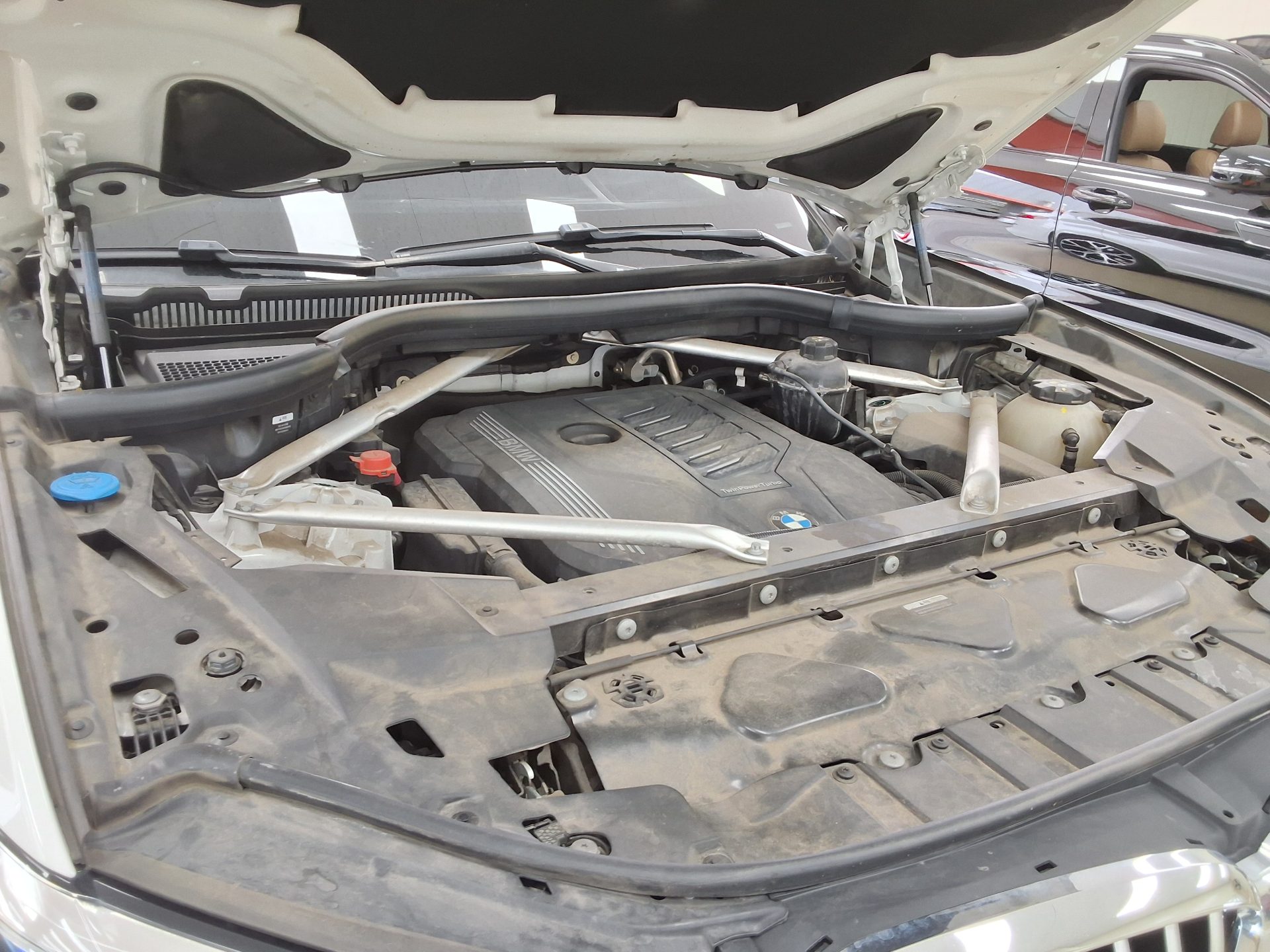 بي إم دبليو X5 2023 - صورة 19