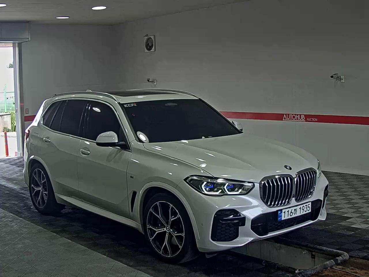 بي إم دبليو X5 2023 - صورة 2