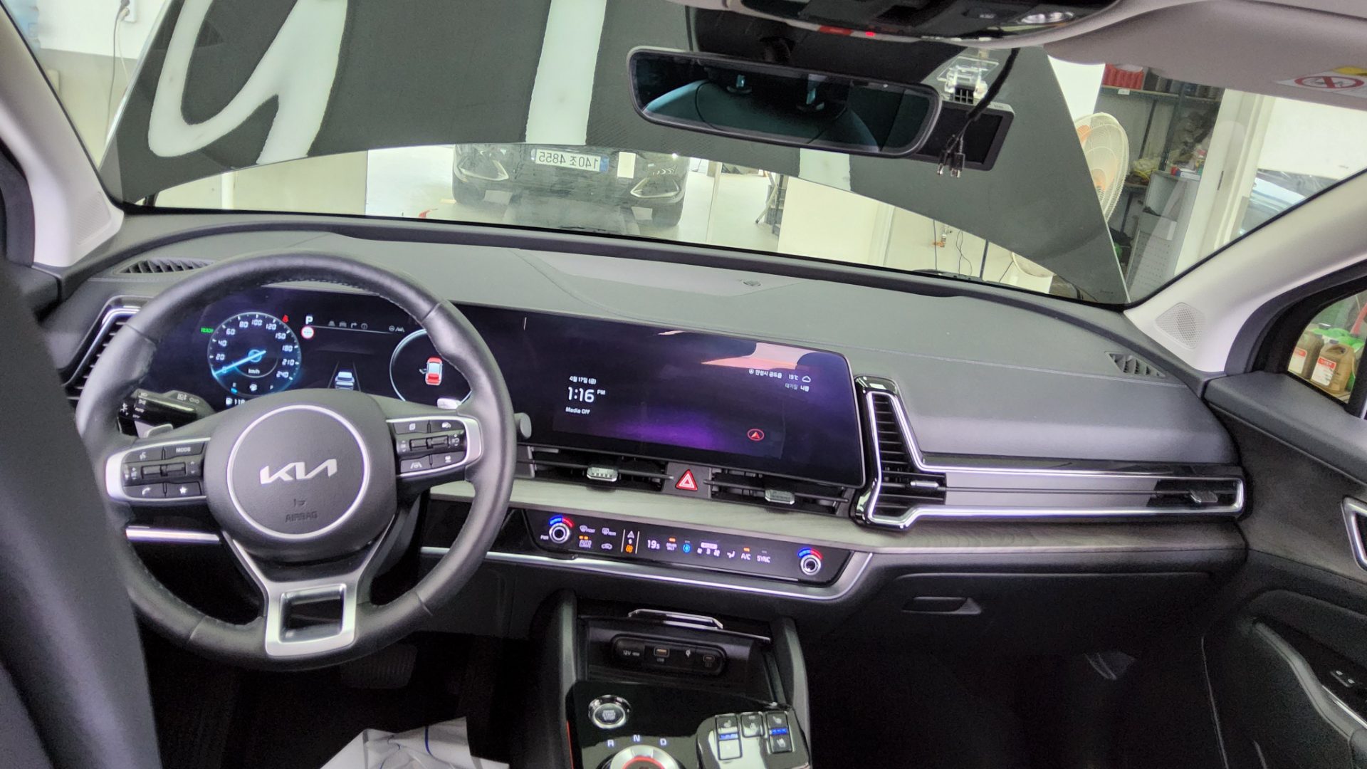 Kia Other 2022 - Image 10