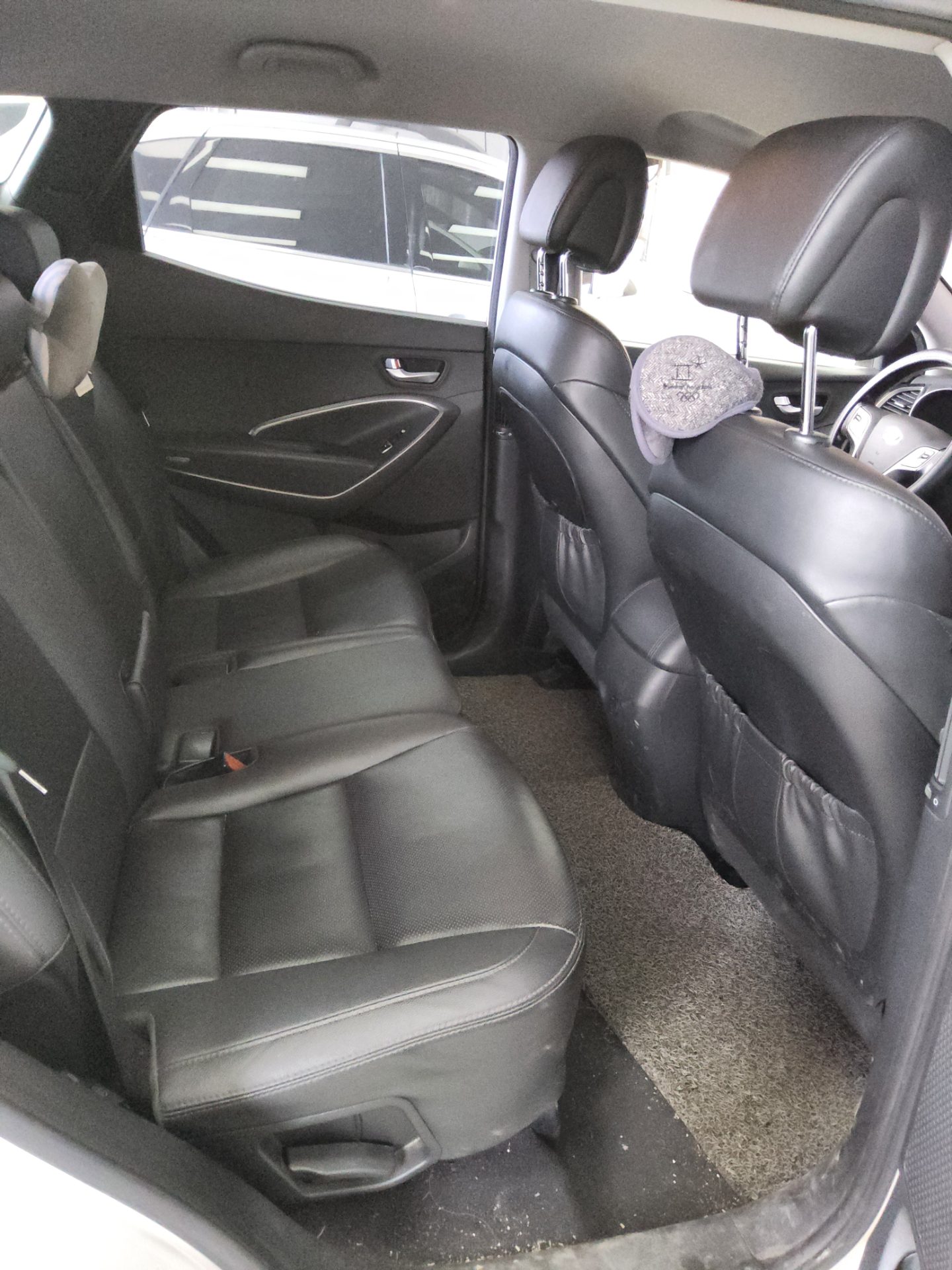 Hyundai Santa Fe 2013 - Image 12