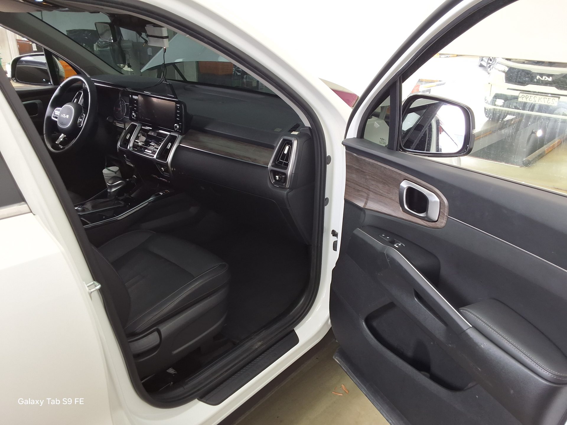 Kia Other 2022 - Image 13