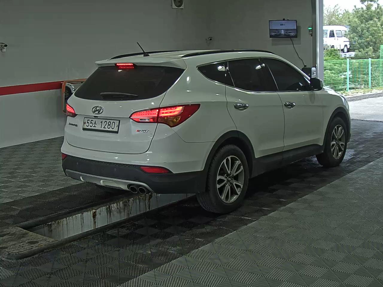 Hyundai Santa Fe 2013 - Image 4