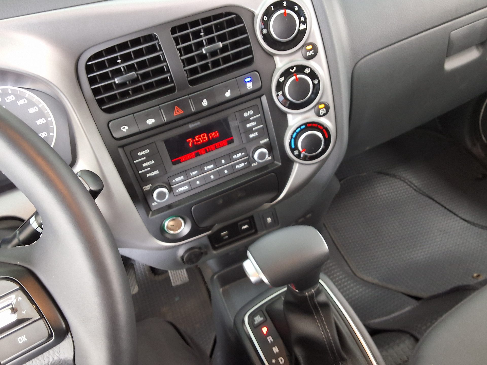 Chrysler Cargo 2024 - Image 12