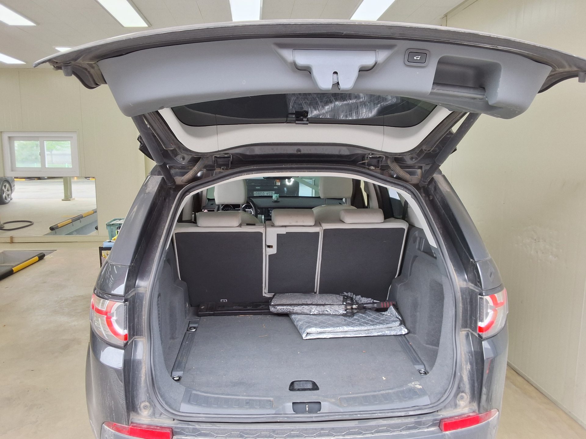 LAND-ROVER 디스커버리 2016 - 이미지 14