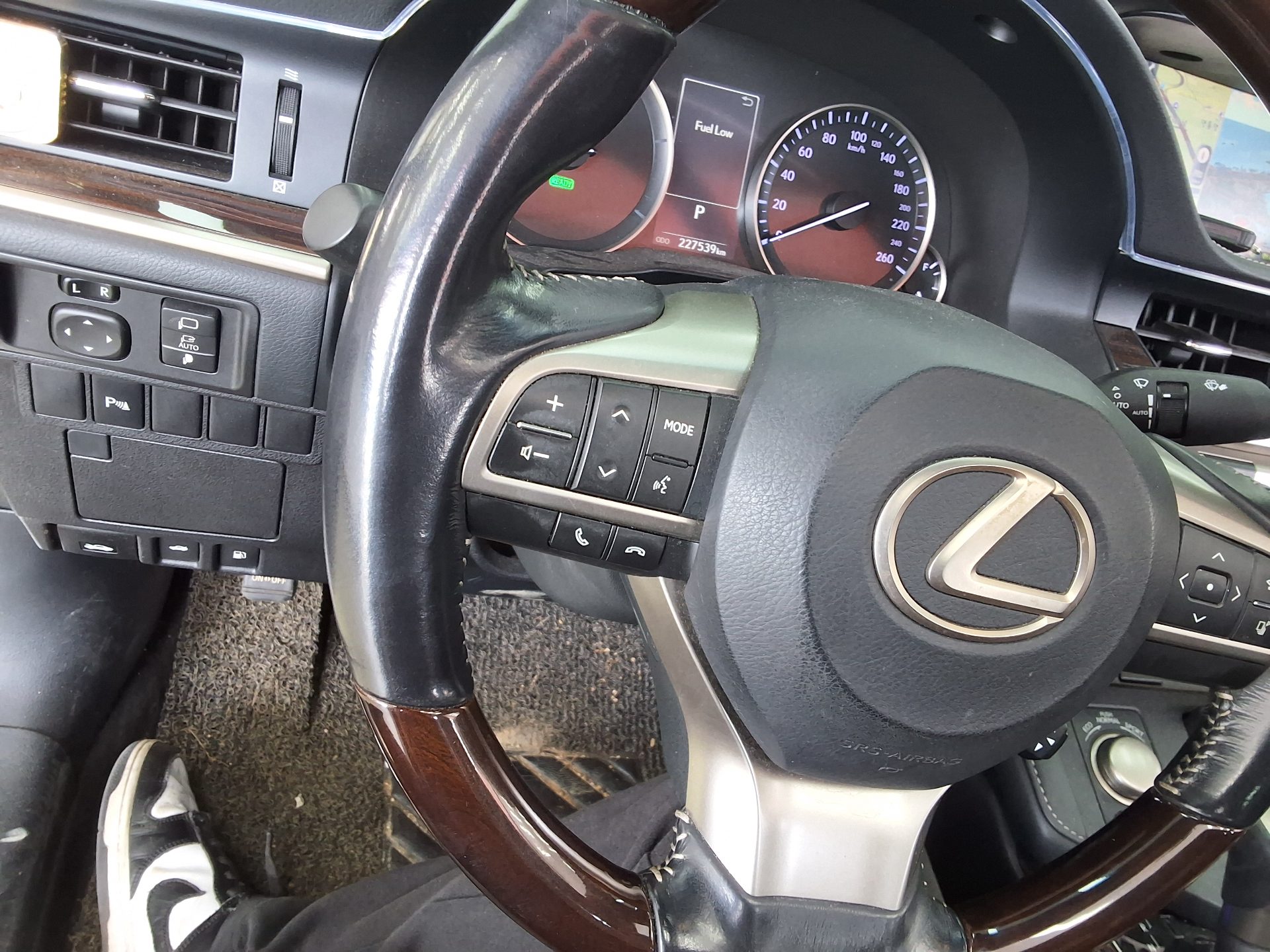 Lexus ES - 21