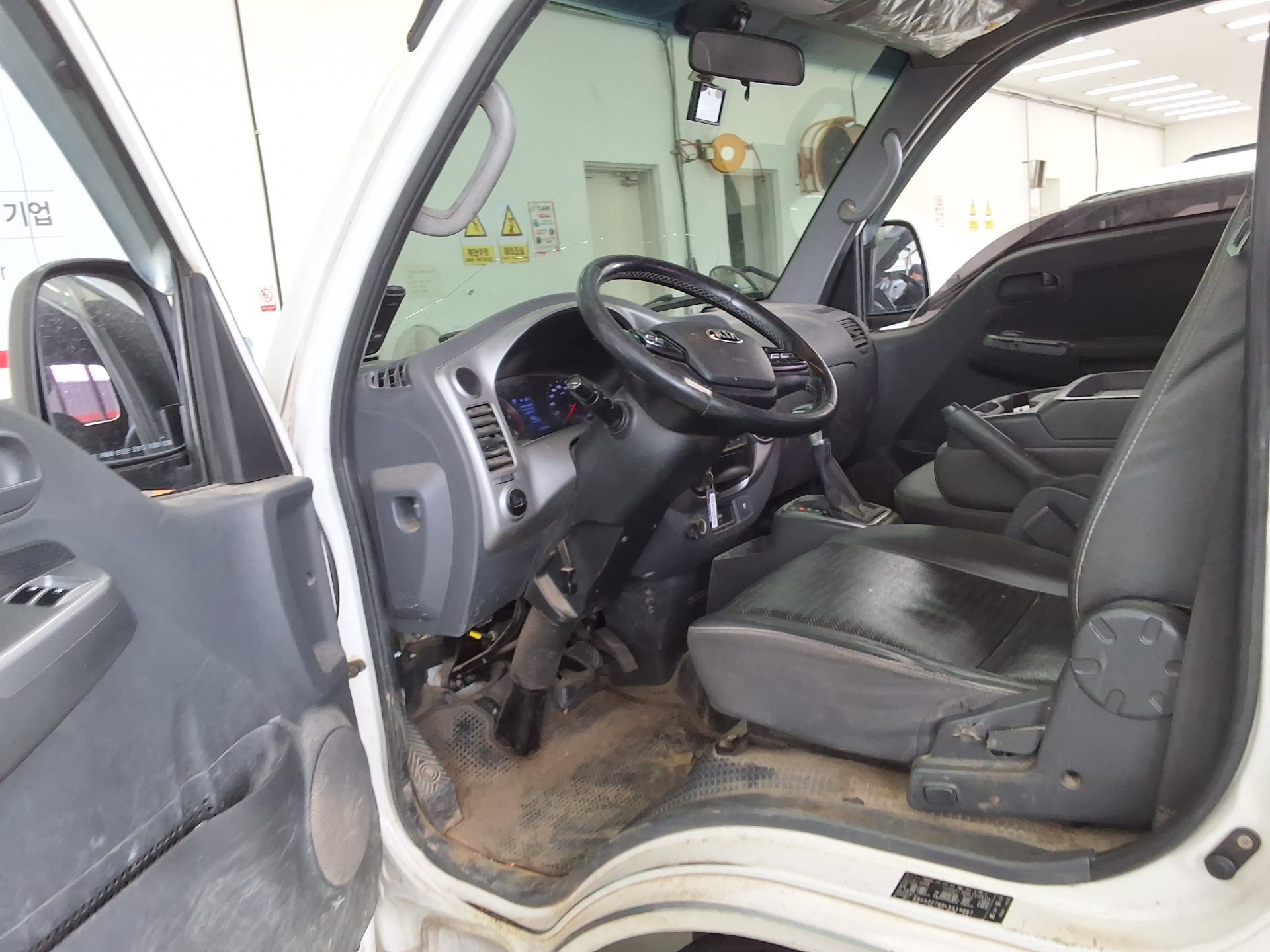 Chrysler Cargo 2020 - Image 9