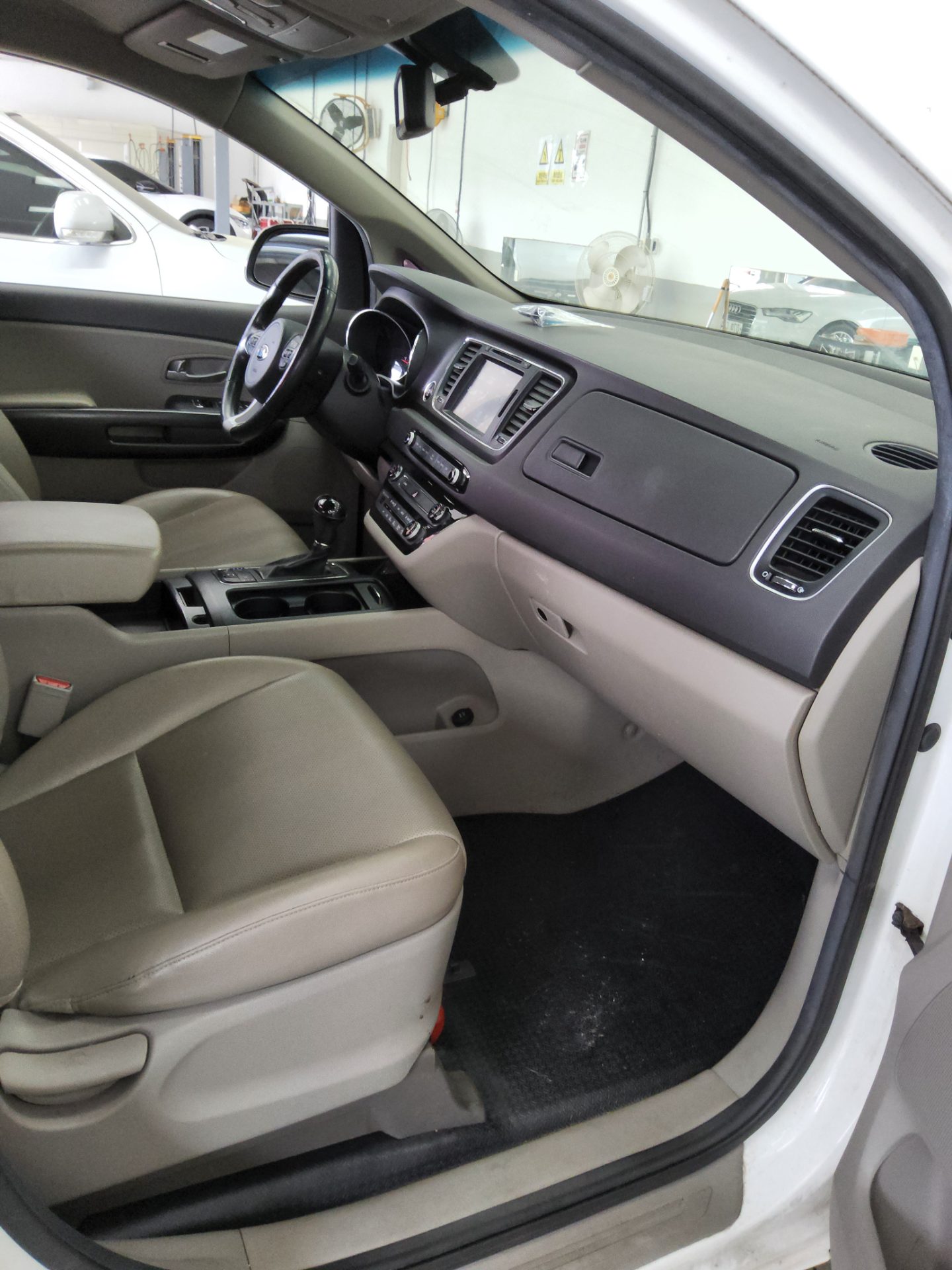 كيا أخرى 2016 - صورة 13