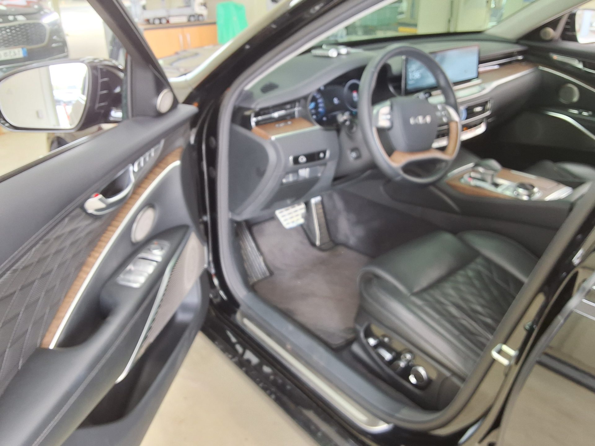 Kia Other 2023 - Image 9