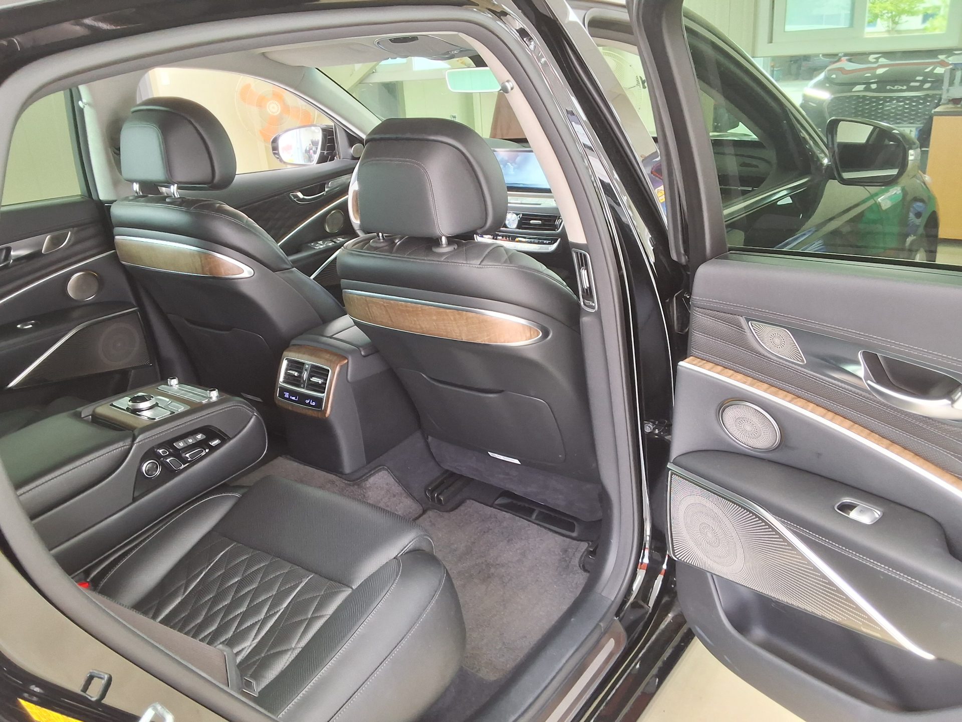 Kia Other 2023 - Image 12