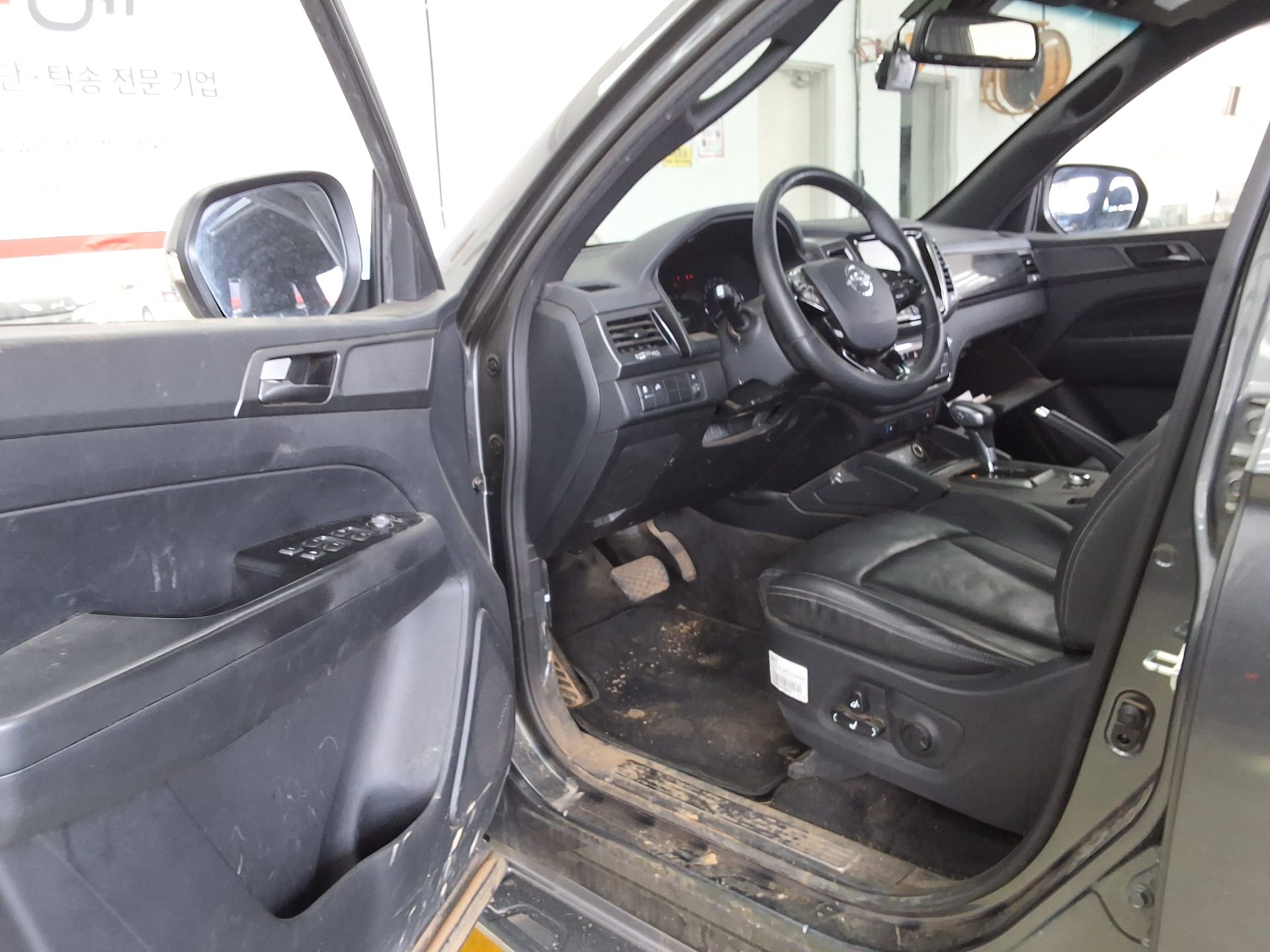 KG Mobility Rexton Sports 2021 - Image 9