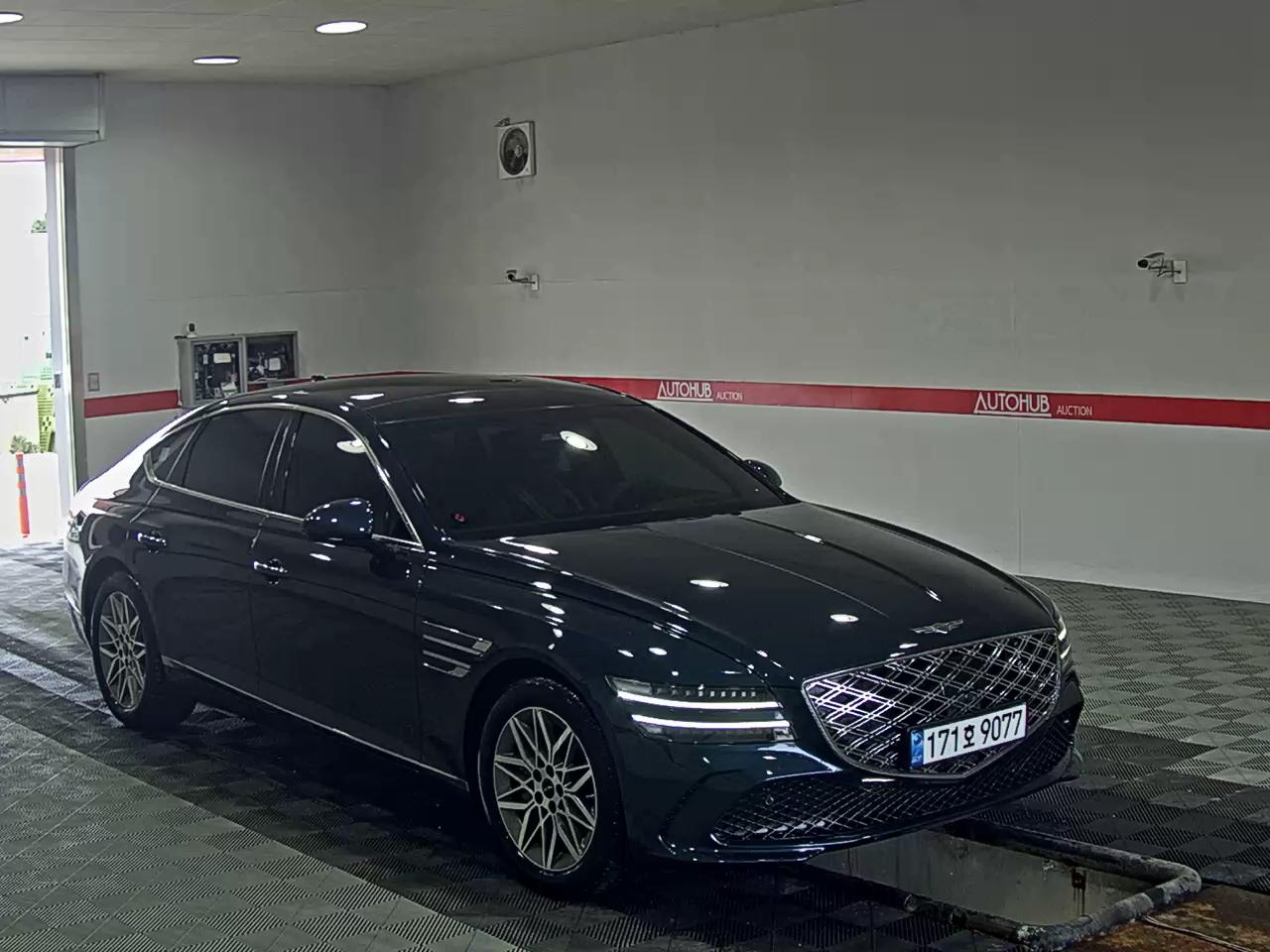 2025 - genesis g80