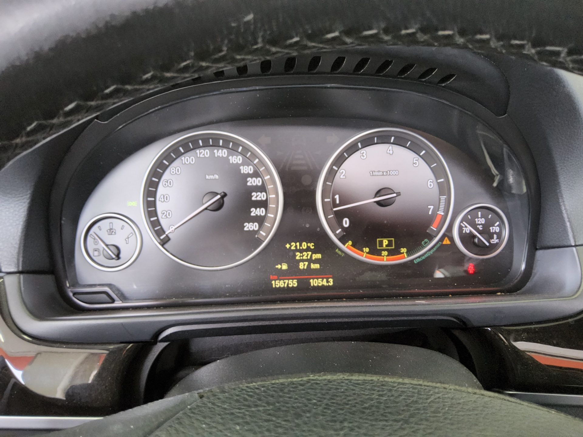 BMW 5 Series 2011 - Image 8