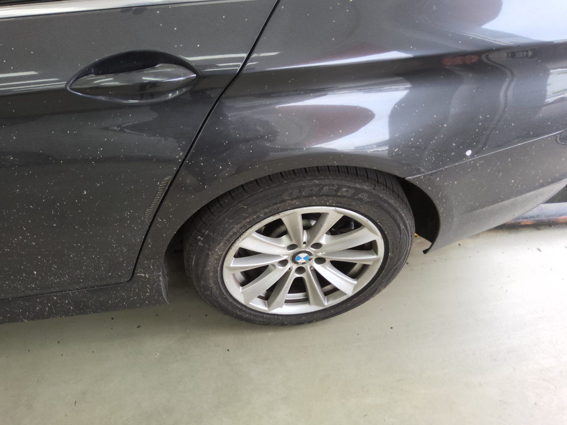 BMW 5 Series 2011 - Image 19