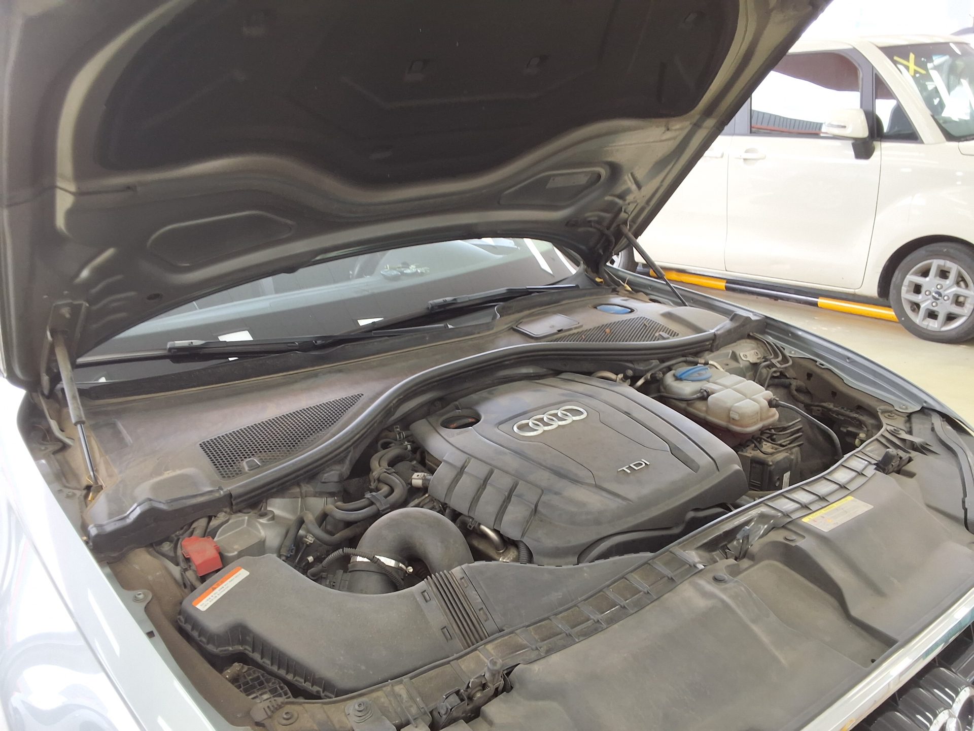 Audi A6 2013 - Image 16