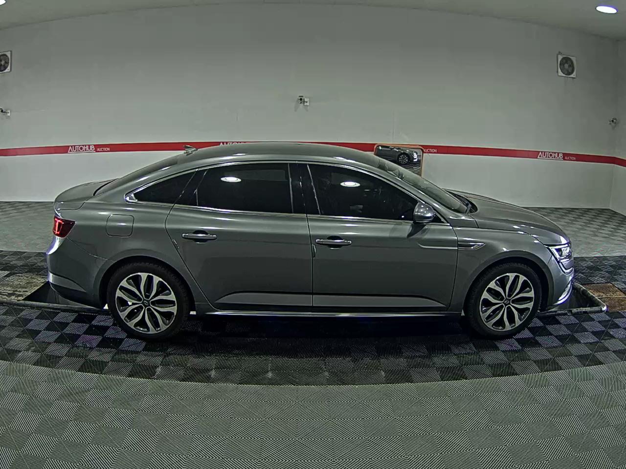 Renault Samsung SM6 2017 - Image 3