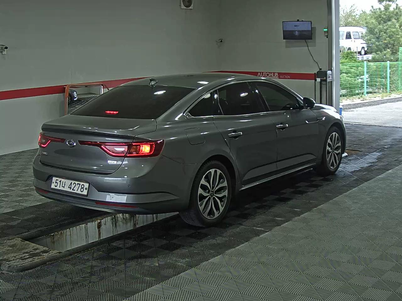 Renault Samsung SM6 2017 - Image 4