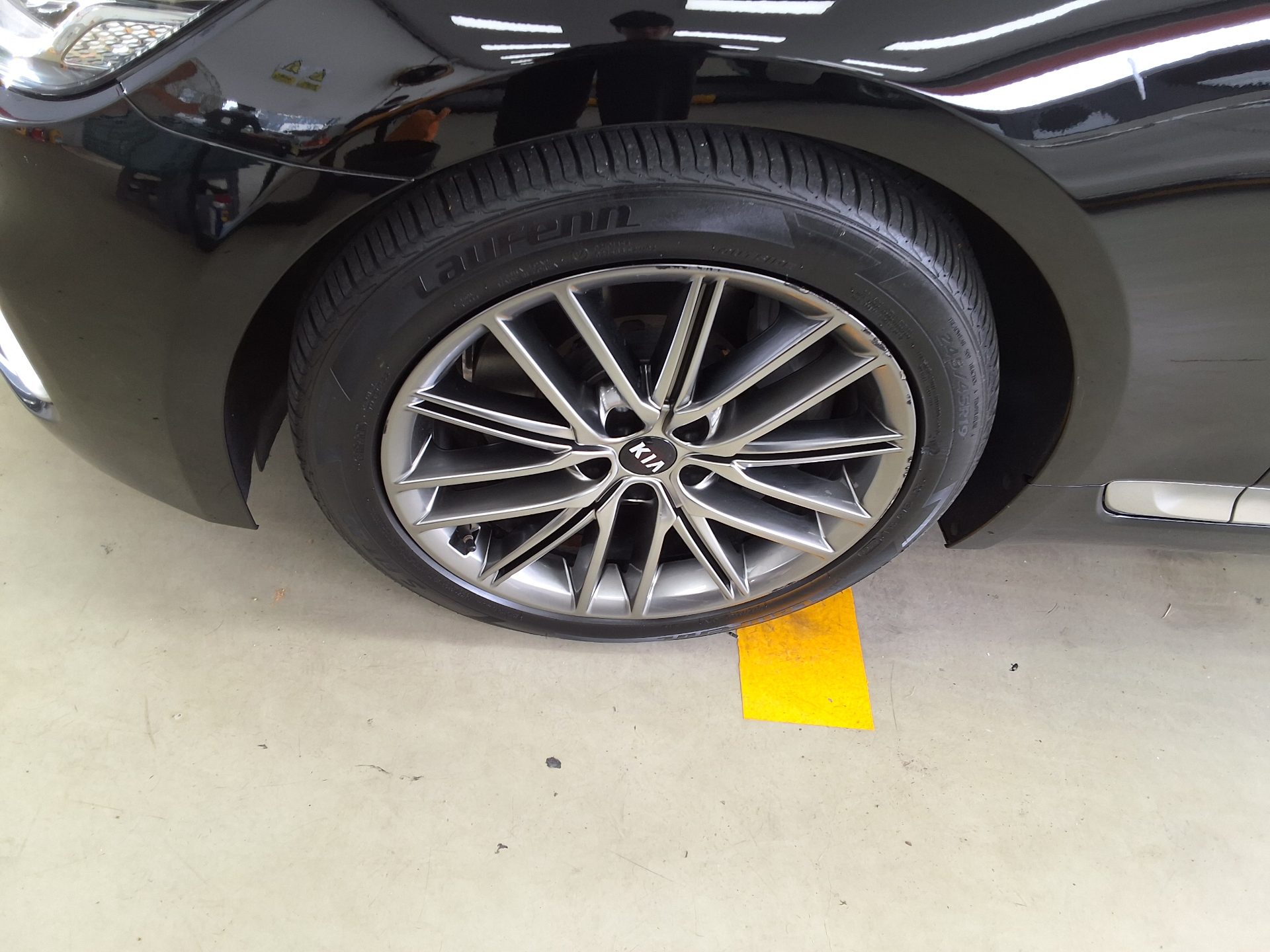 Kia K9 2021 - Image 17