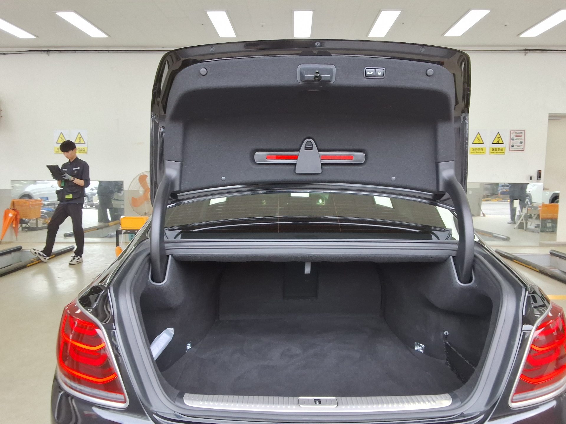 Kia K9 2021 - Image 14