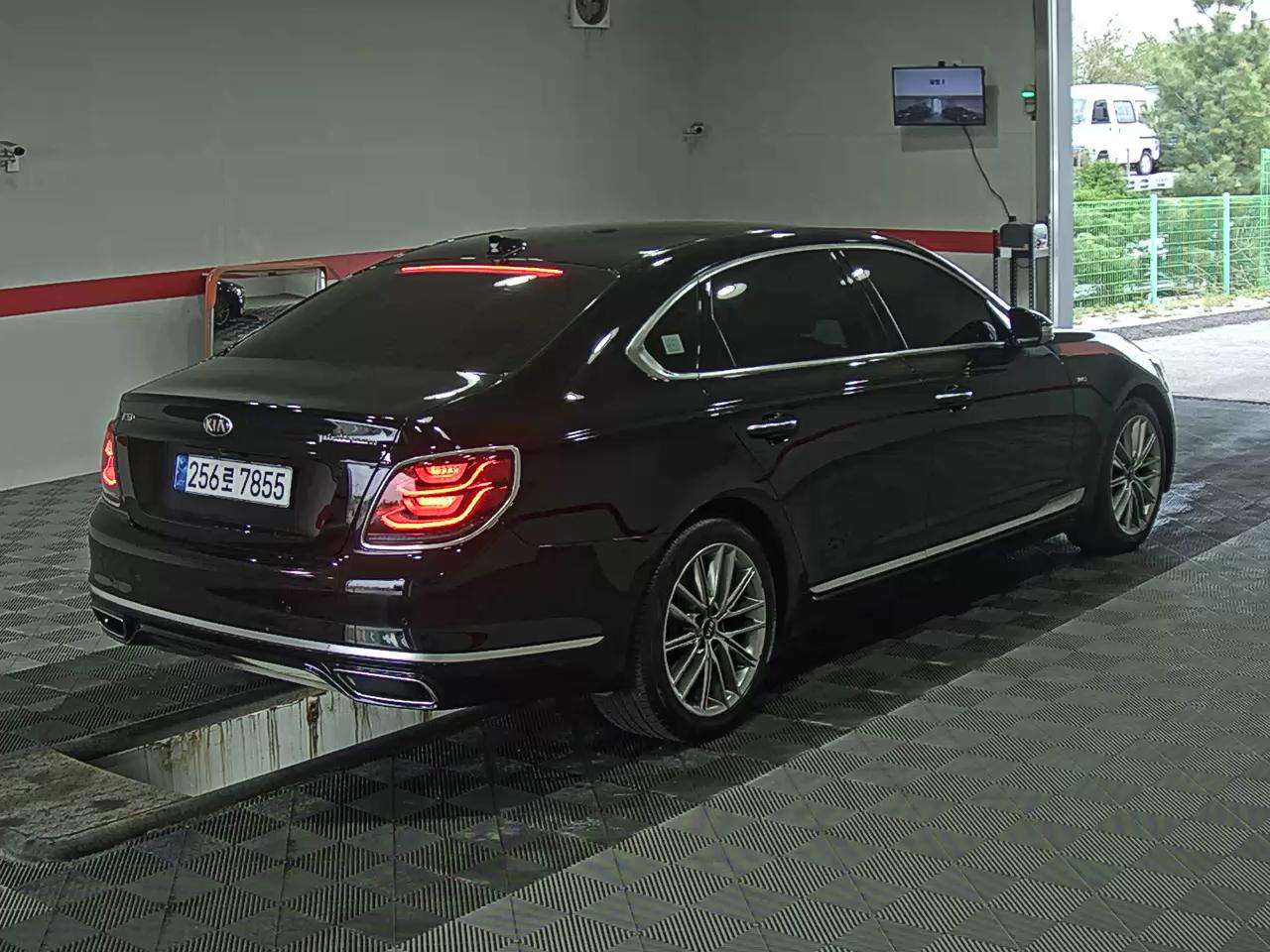 Kia K9 2021 - Image 4