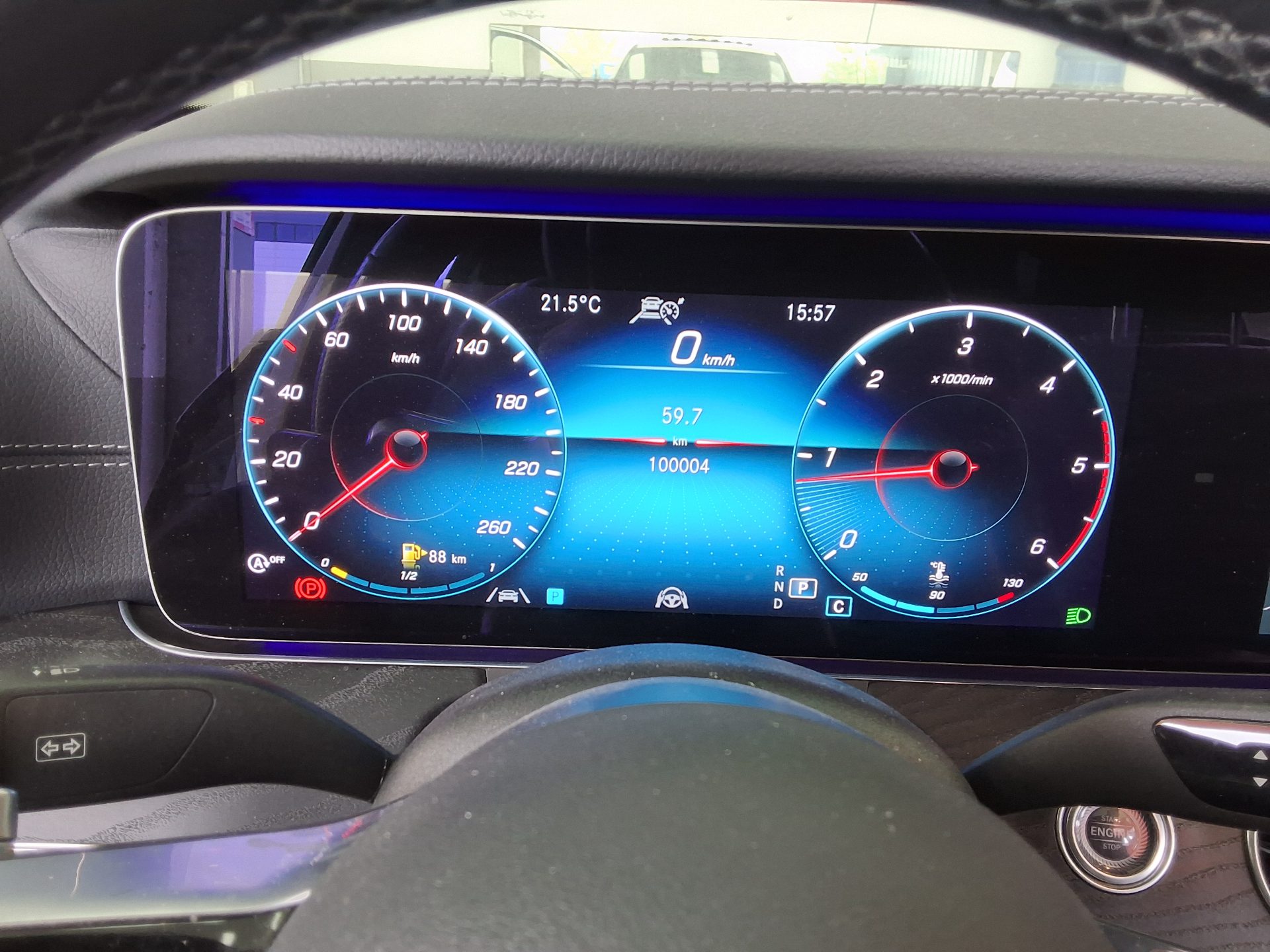 Mercedes-Benz E-Class 2021 - Image 8