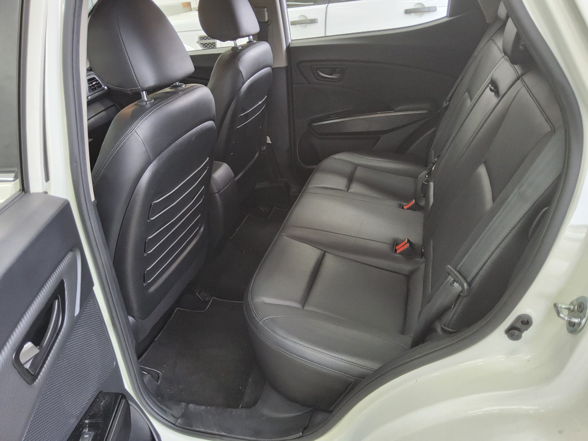 KG Mobility Tivoli 2021 - Image 11