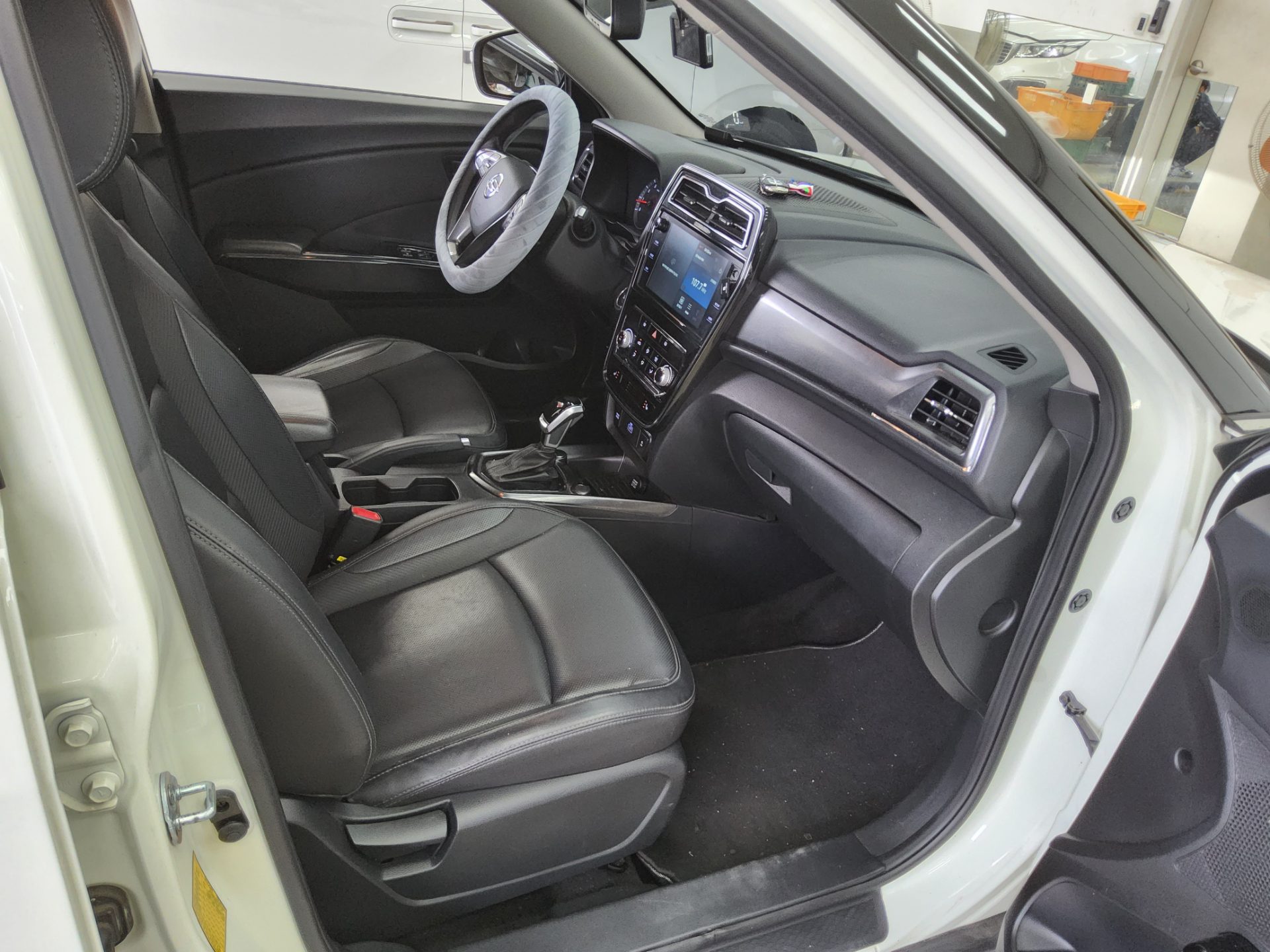 KG Mobility Tivoli 2021 - Image 13