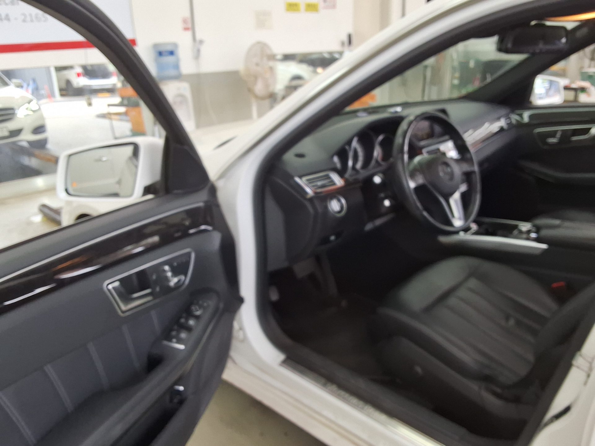 Mercedes-Benz E-Class 2016 - Image 9